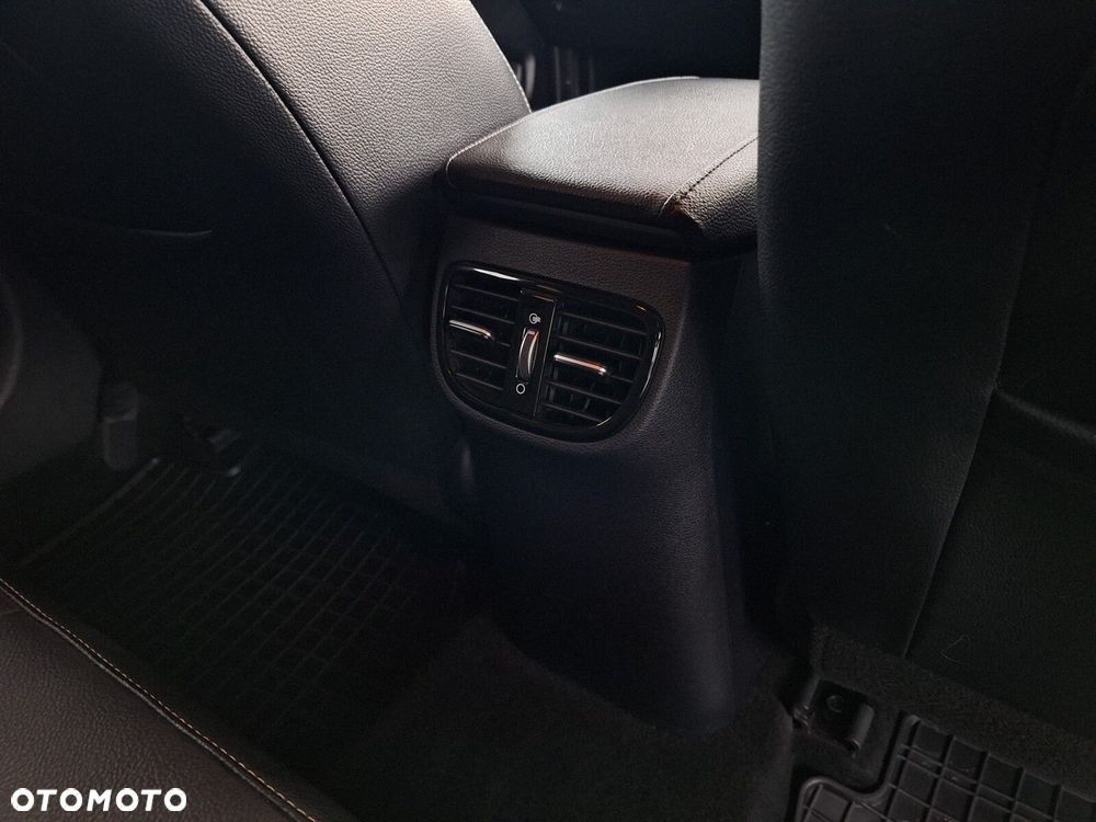 Kia Ceed 1.4 T-GDI L Business Line Plus DCT - 39