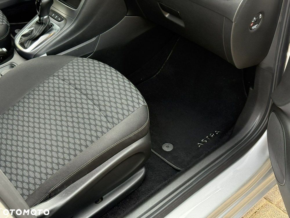 Opel Astra - 10
