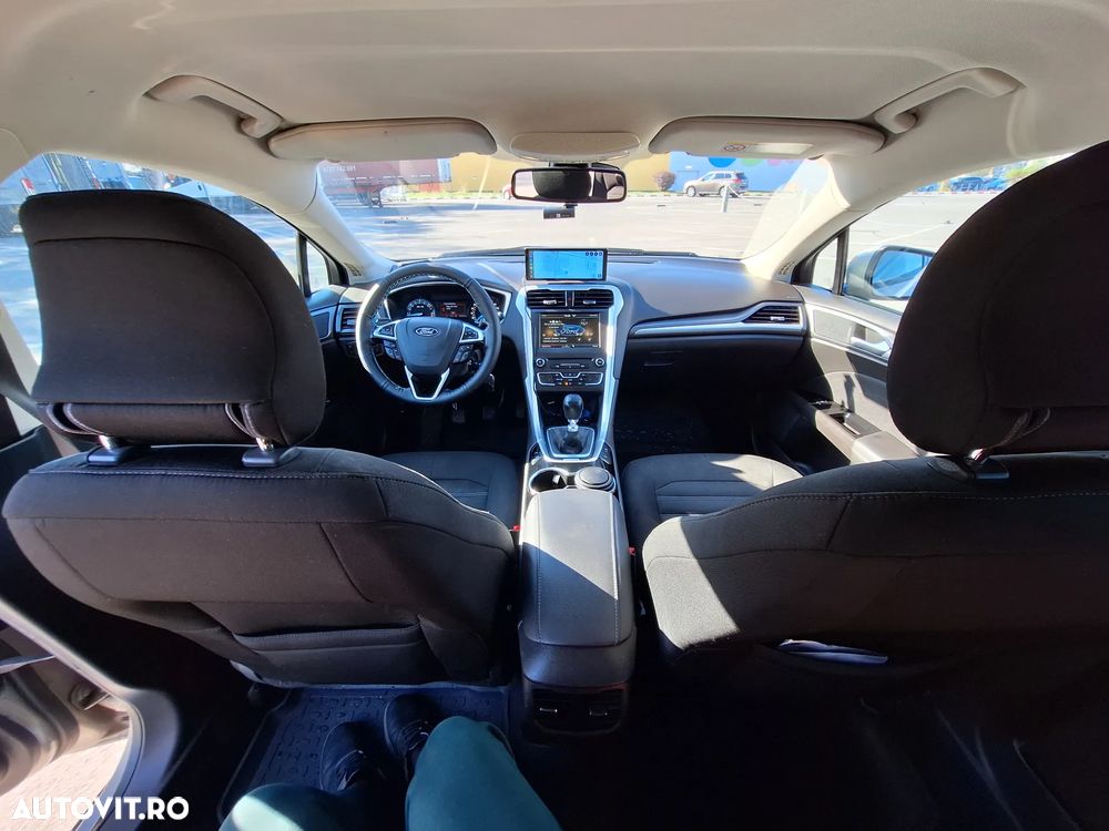 Ford Mondeo 2.0 TDCi Business - 9