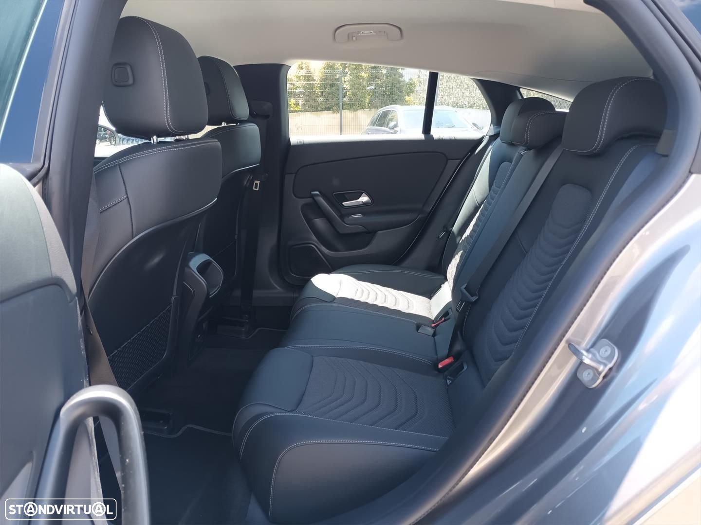 Mercedes-Benz CLA 180 d Shooting Brake Style Plus Aut. - 11