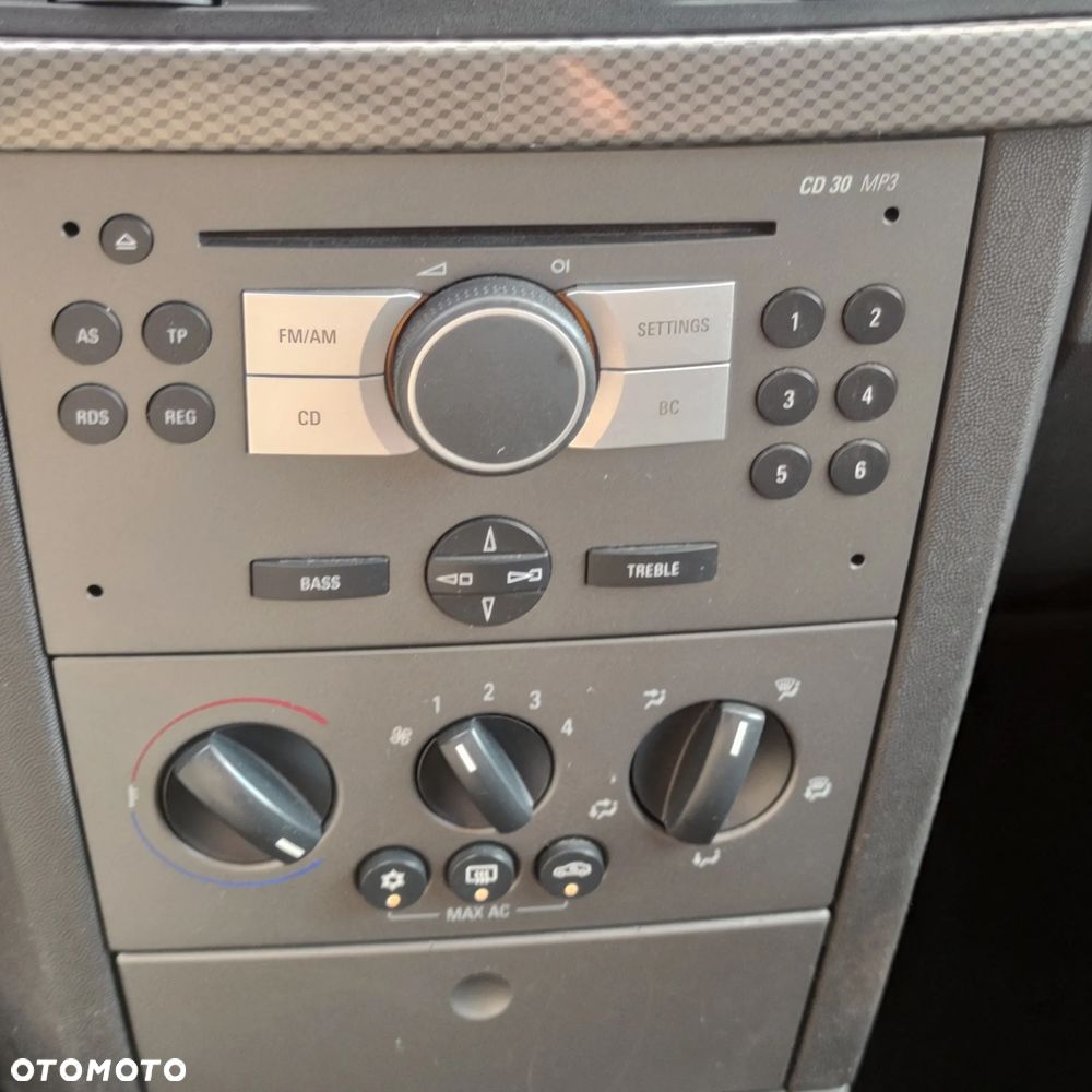 Opel Meriva 1.6 Cosmo - 38