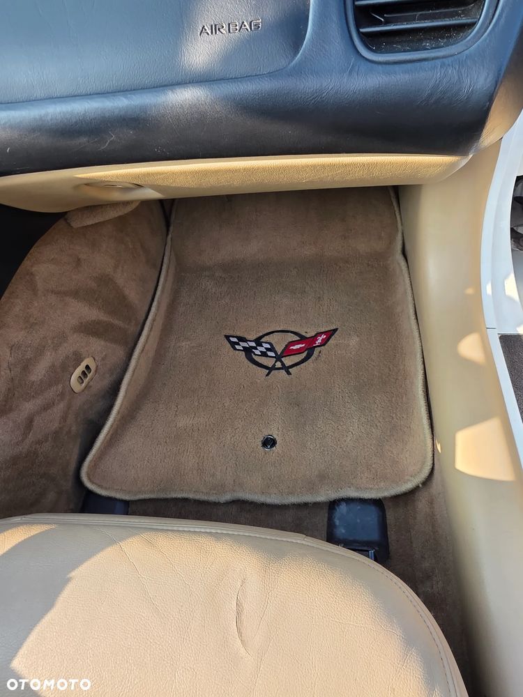 Chevrolet Corvette 5.7 - 20