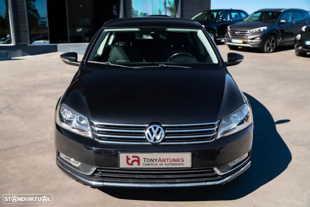 VW Passat 1.6 TDI Confortline - 11