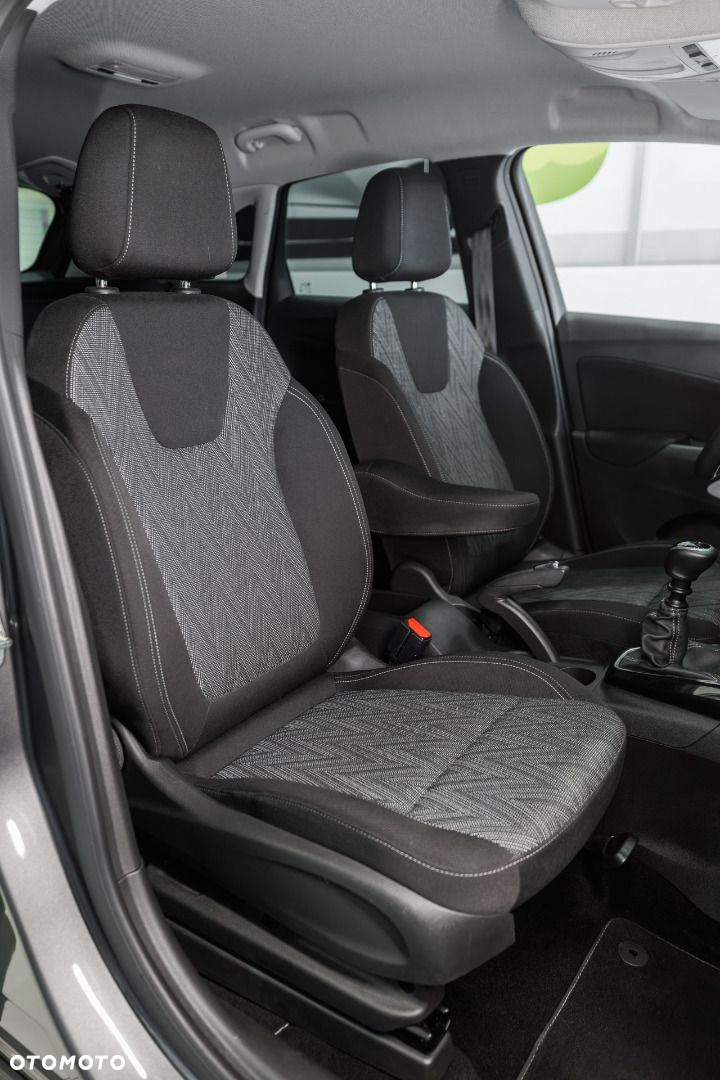 Opel Crossland X - 21