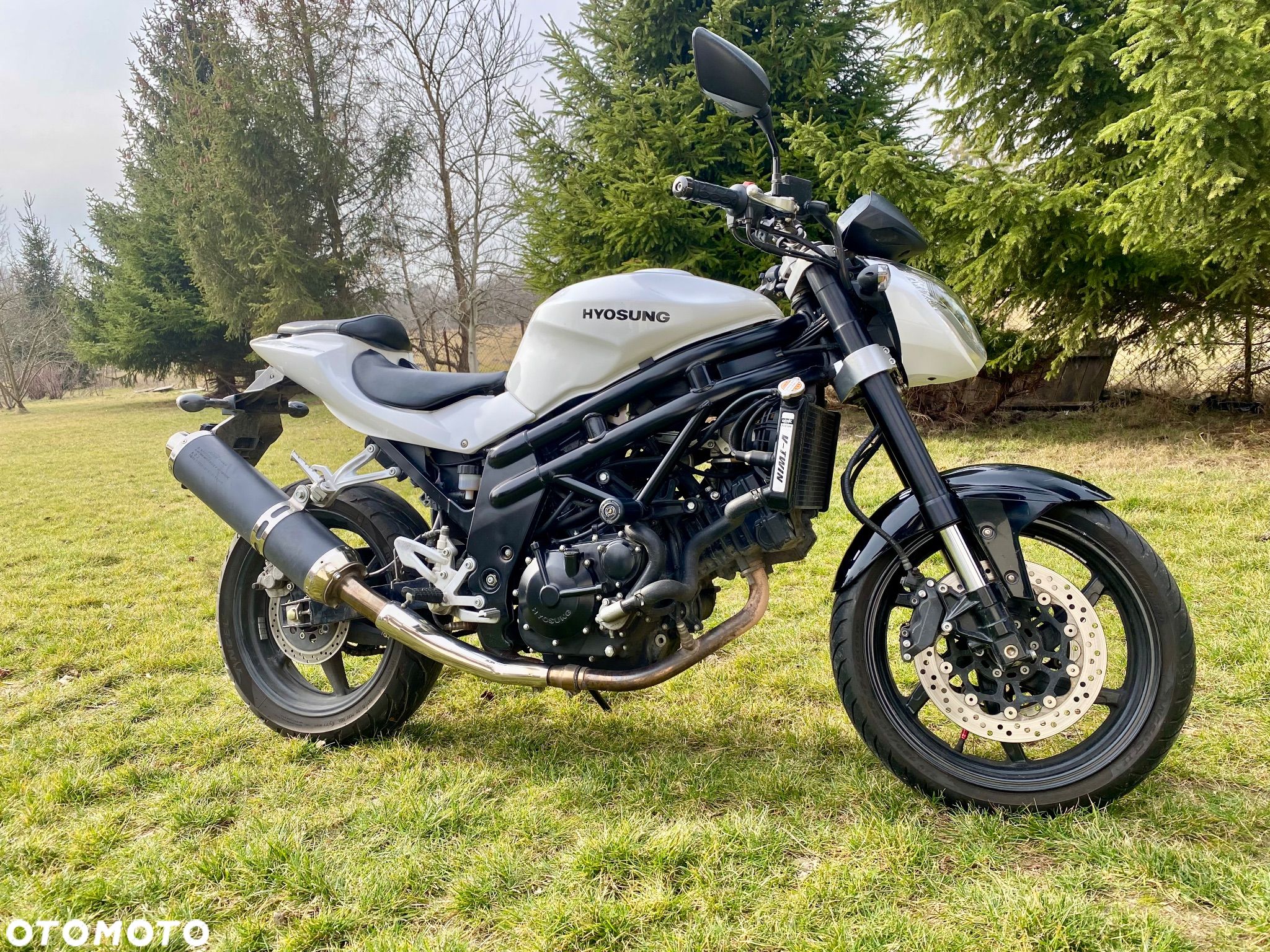 Hyosung GT - 1