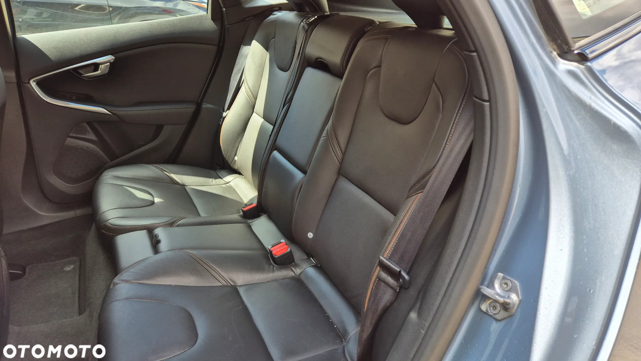 Volvo V40 Cross Country T3 Drive-E Summum - 14
