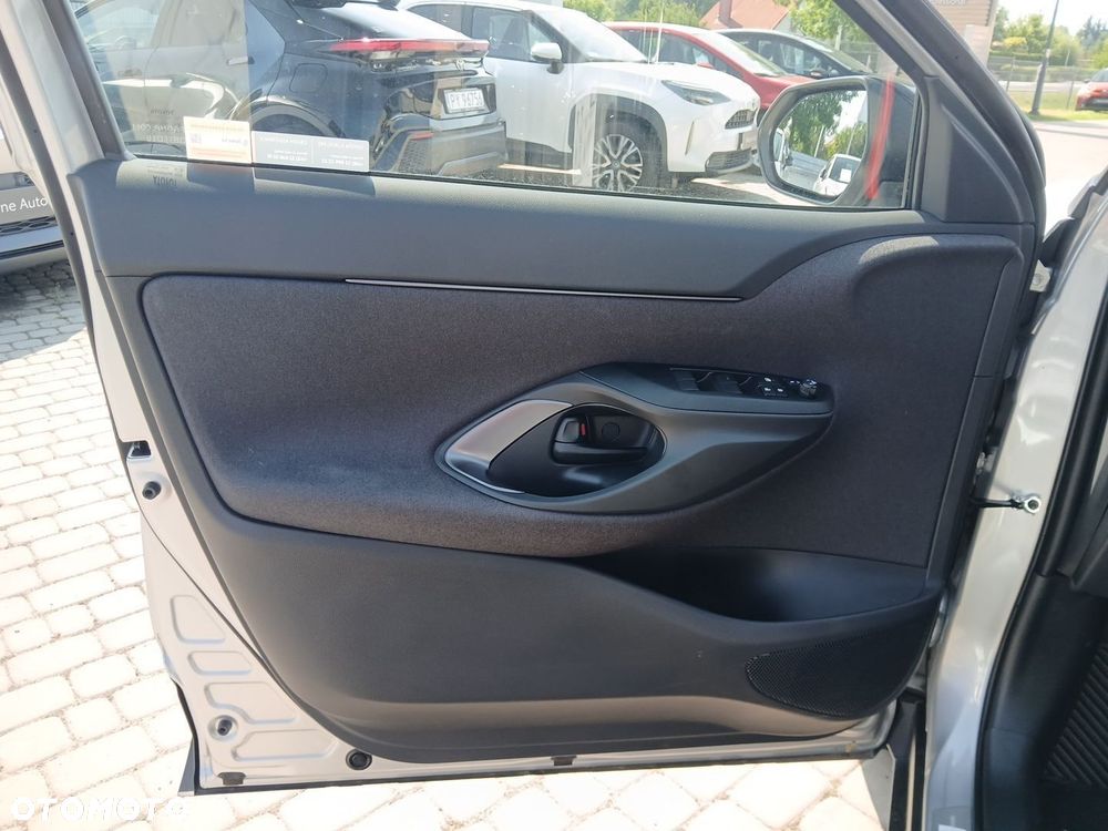 Toyota Yaris Cross Hybrid 1.5 GR Sport - 21