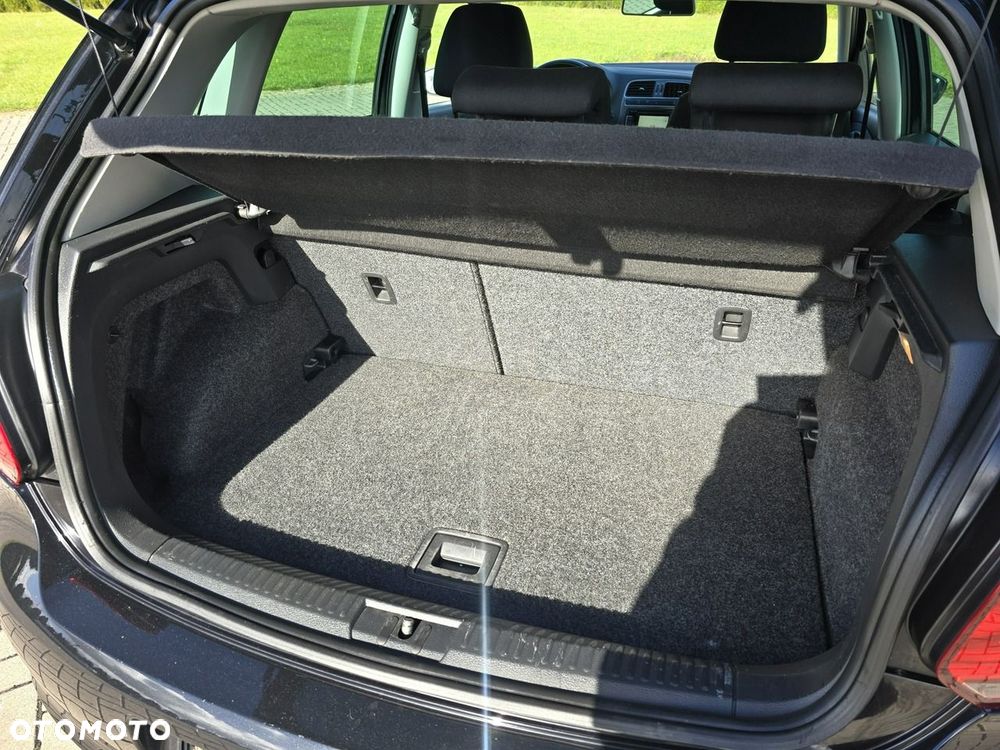 Volkswagen Polo - 17