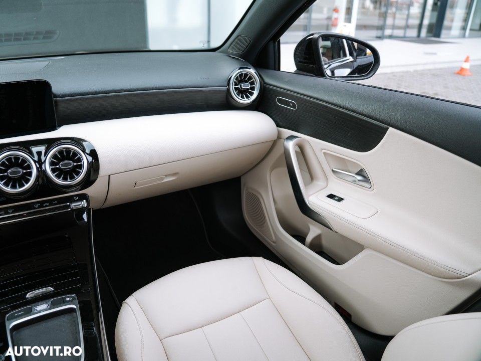 Mercedes-Benz A 180 - 24