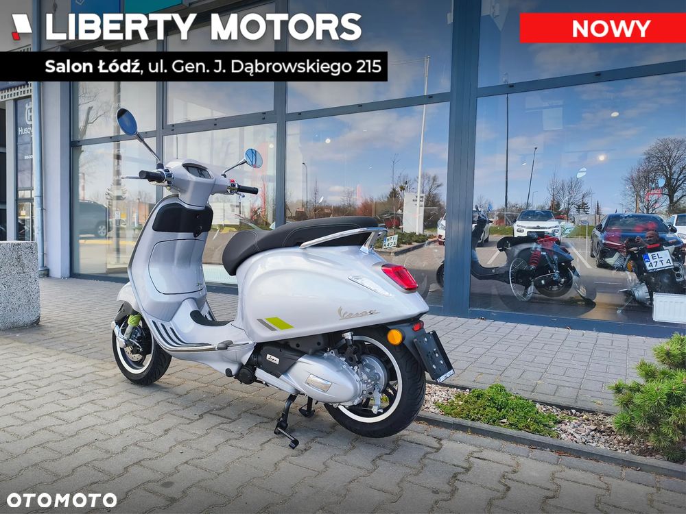 Vespa Primavera - 4