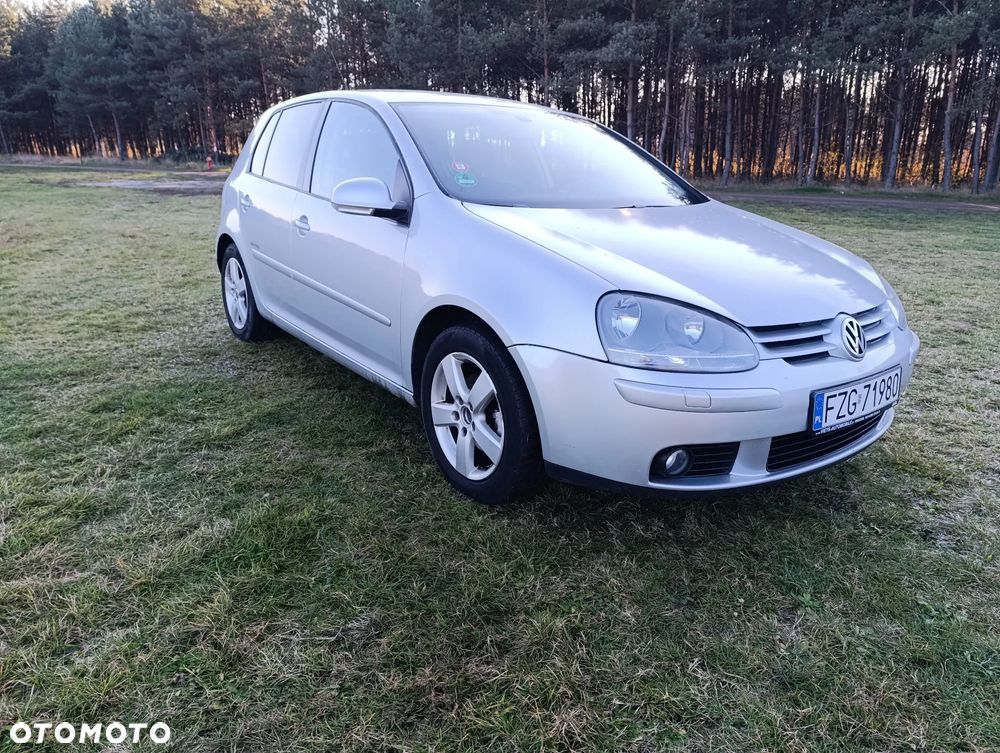 Volkswagen Golf V 1.6 Comfortline - 2