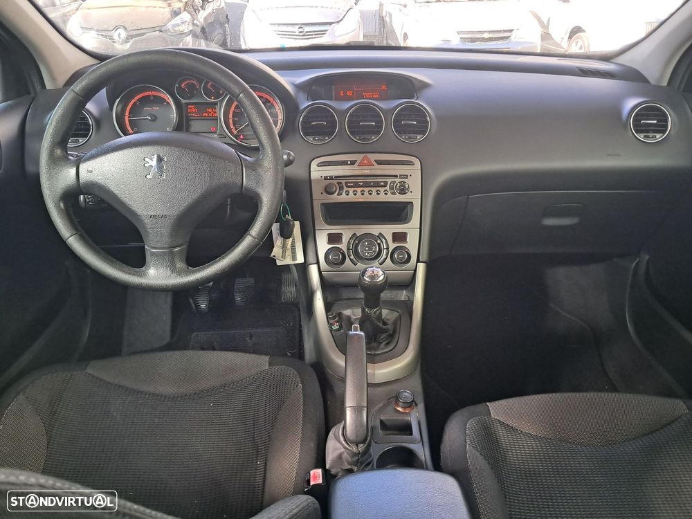 Peugeot 308 1.6 HDi Premium - 10