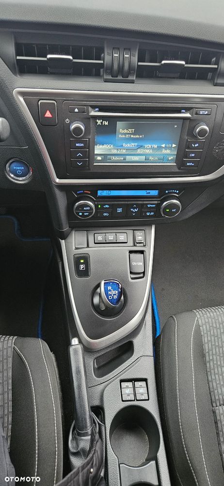 Toyota Auris 1.8 HSD Luna - 8