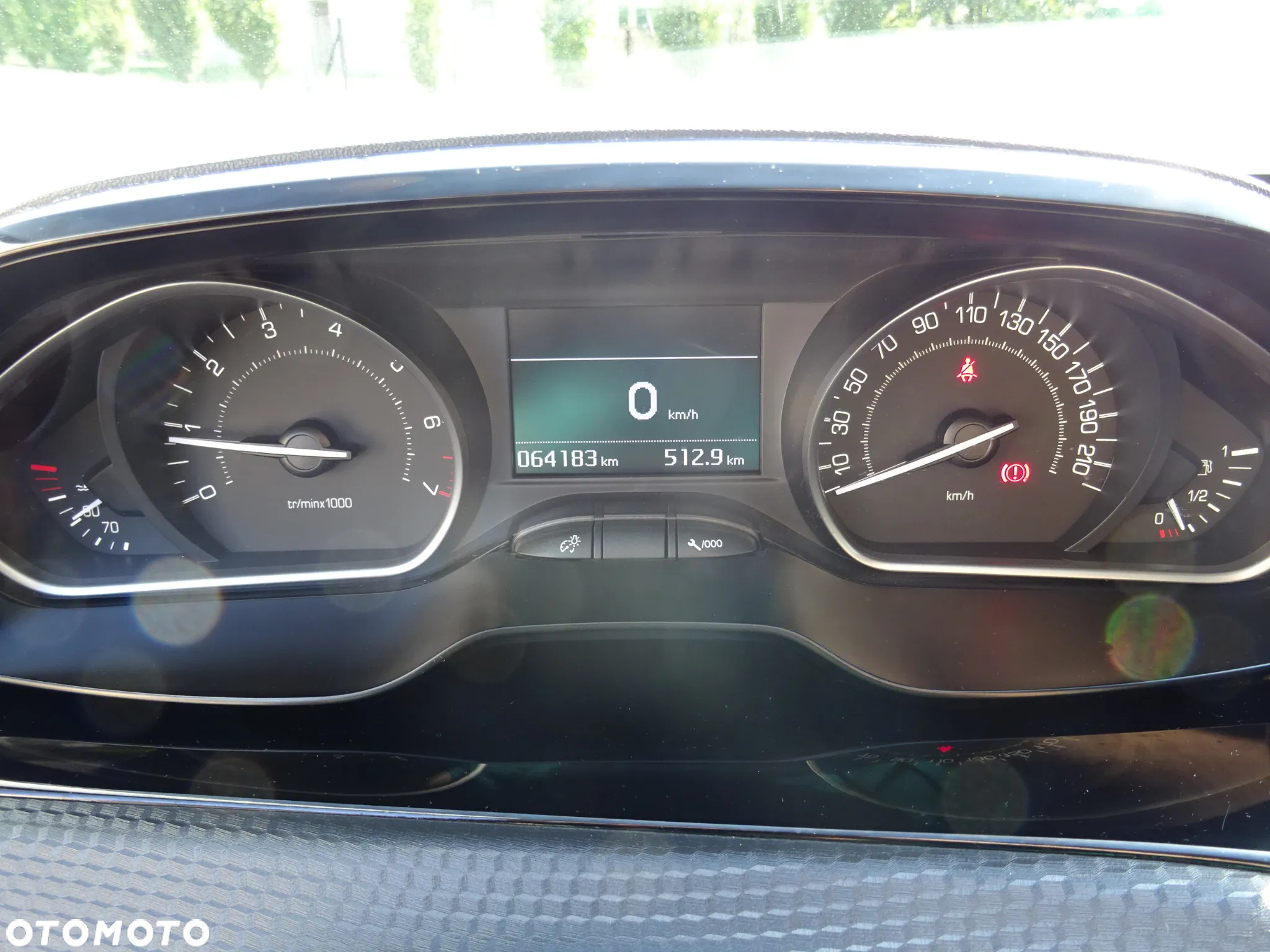 Peugeot 208 PureTech 110 Stop & Start Allure - 31