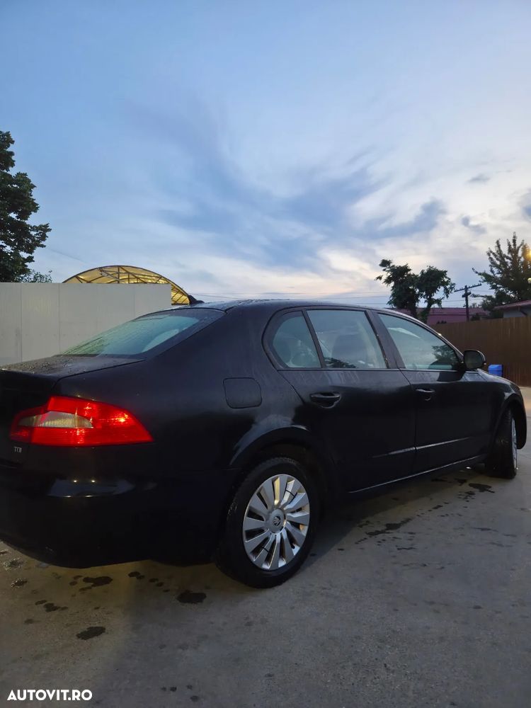 Skoda Superb Combi 1.6 TDI Ambition - 3