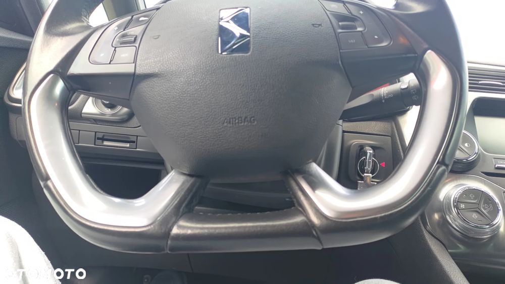 DS Automobiles DS 5 - 4