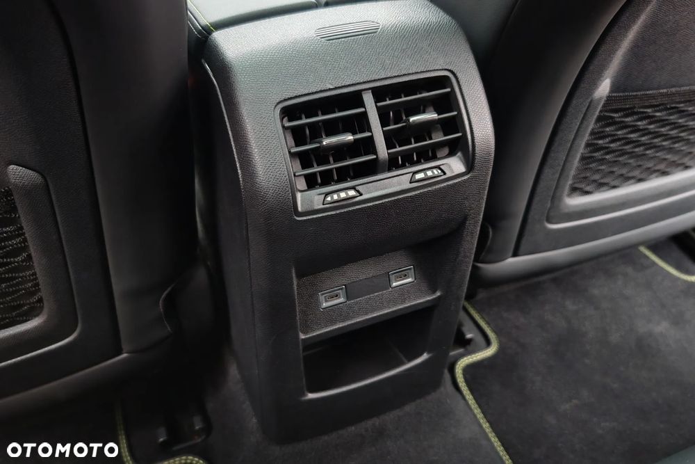 Peugeot 308 1.5 BlueHDi GT S&S EAT8 - 20