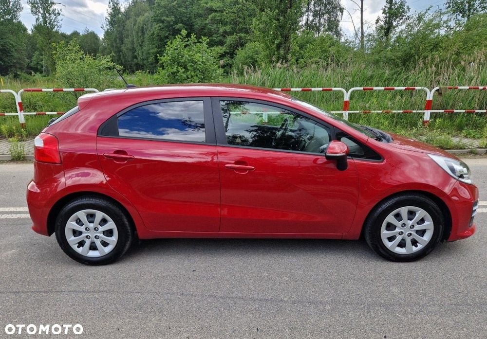 Kia Rio 1.4 Dream Team Edition - 10