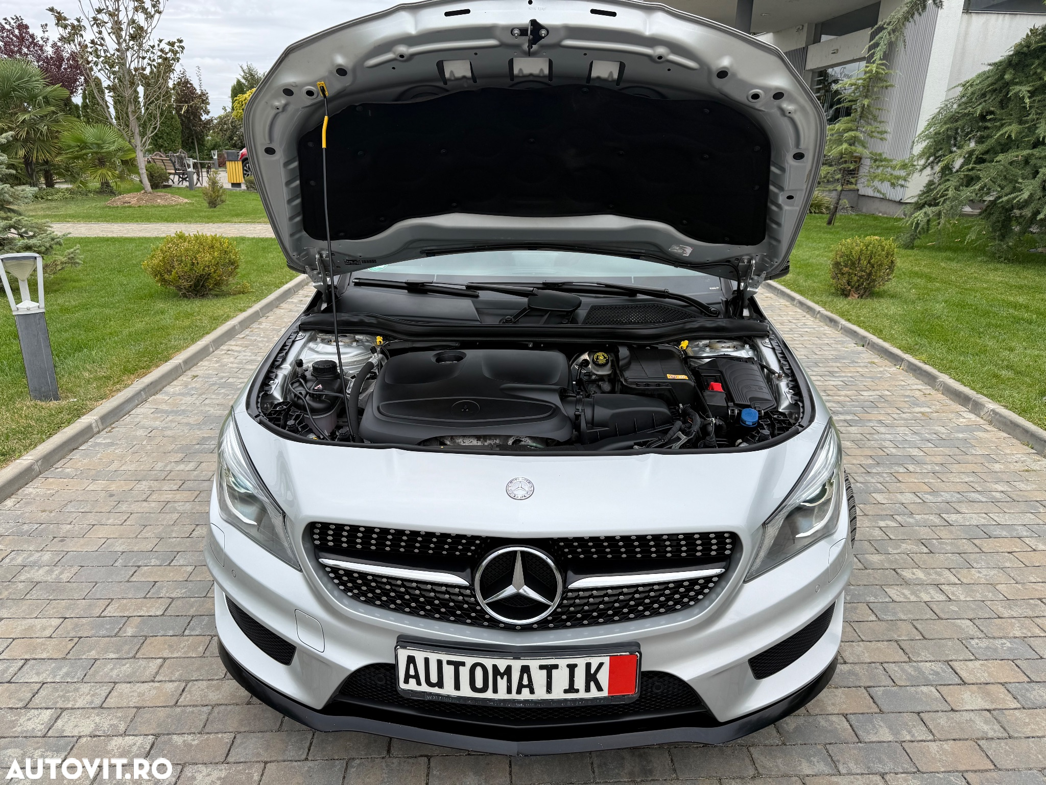 Mercedes-Benz CLA 180 7G-DCT AMG Line - 19