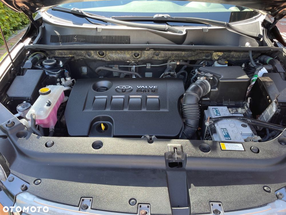 Toyota RAV4 2.0 VVT-i Premium - 17