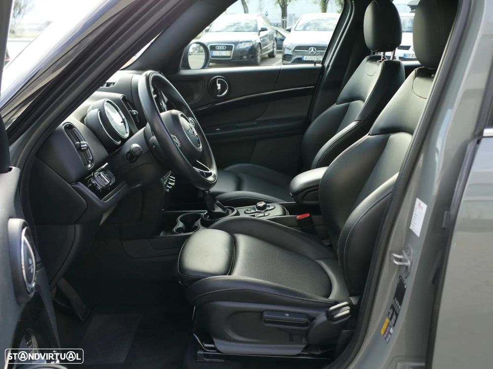 MINI Countryman Cooper SE ALL4 Auto - 30