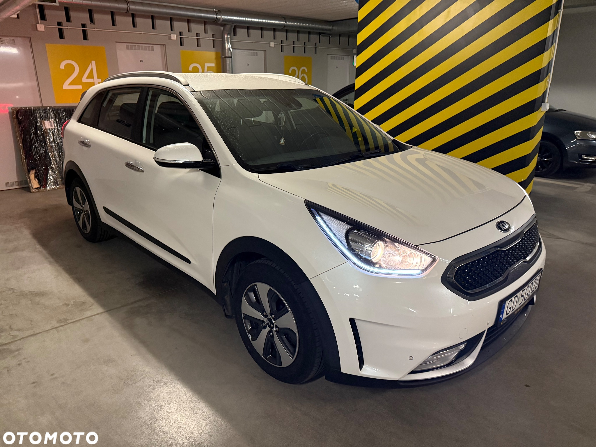 Kia Niro 1.6 GDI Hybrid L - 2