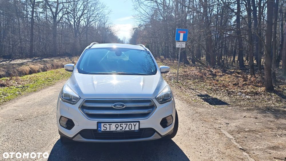 Ford Kuga - 13