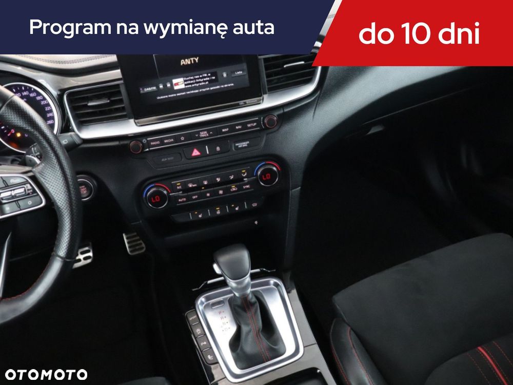 Kia ProCeed - 10