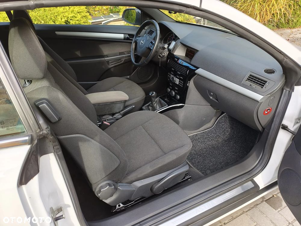 Opel Astra 1.8 Cosmo - 19