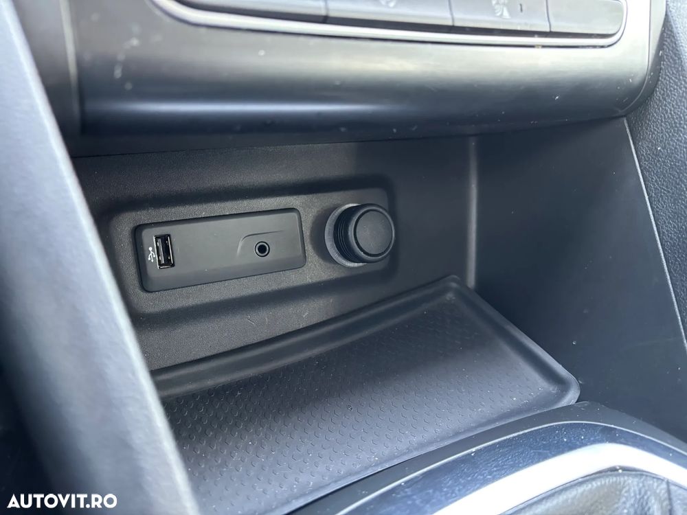 Renault Megane TCE 114 GPF Life - 23