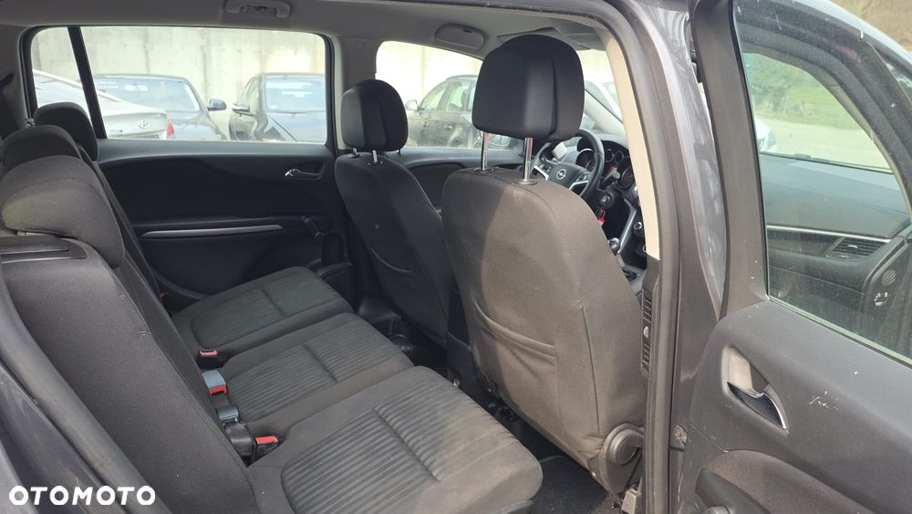 Opel Zafira Tourer 2.0 CDTI Edition - 12
