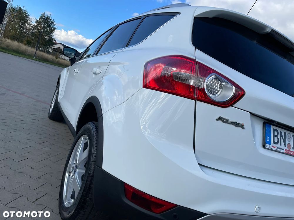 Ford Kuga 2.5 4x4 Individual - 26