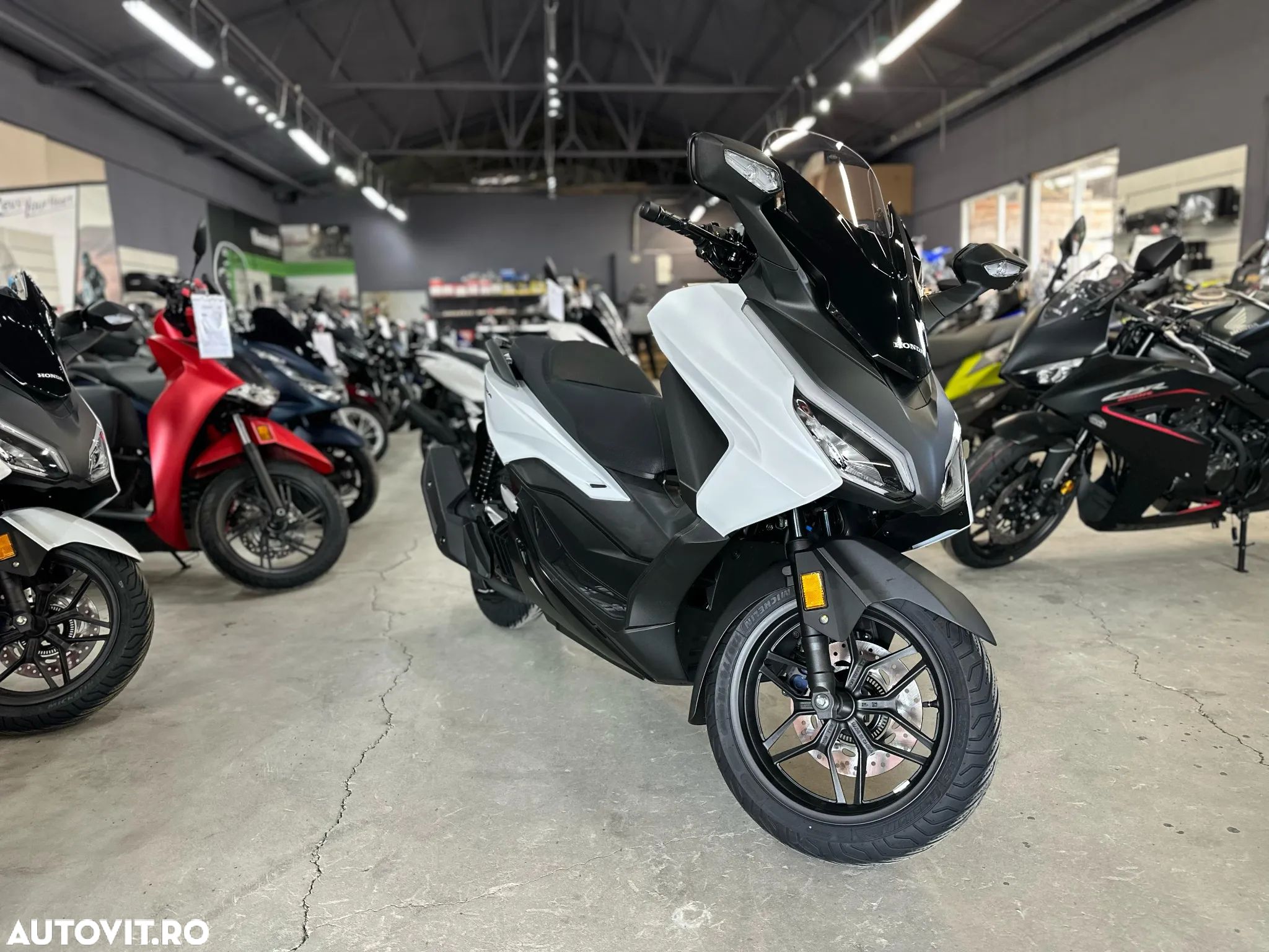 Honda Forza 125 - 1