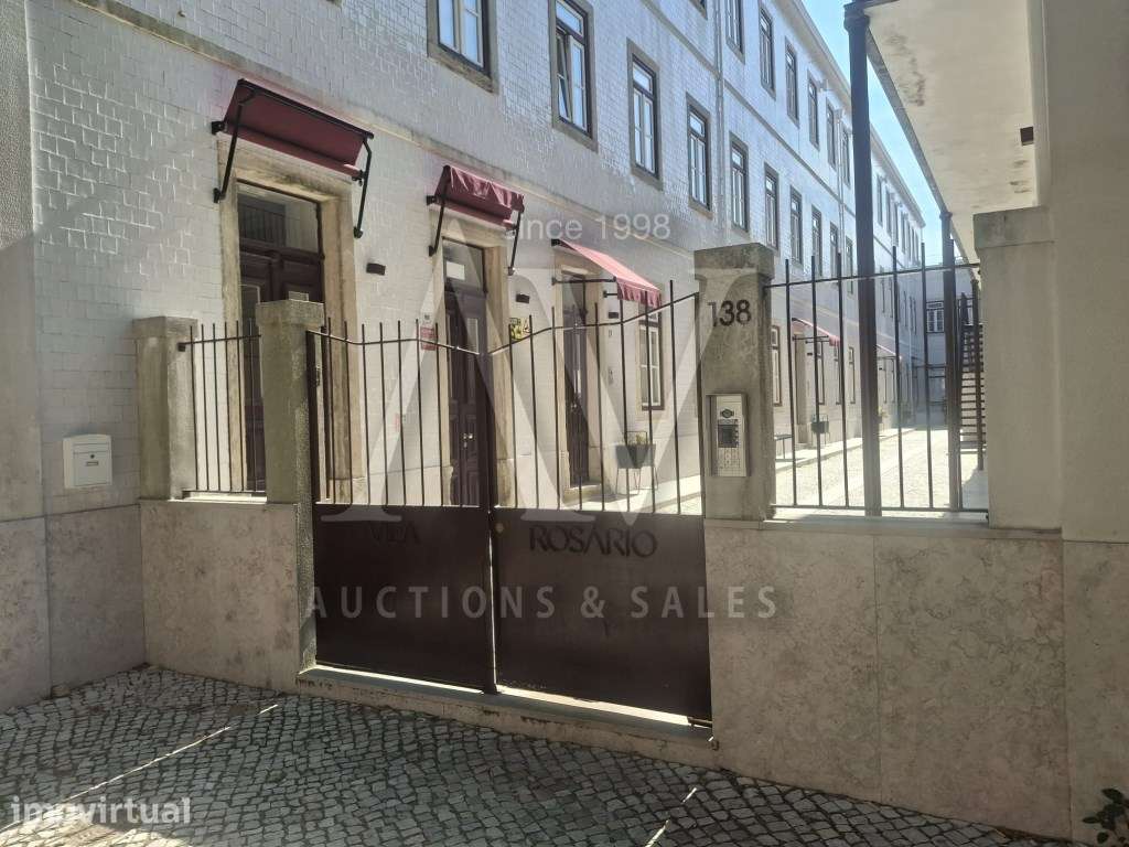 Loja convertida em T1, com 62,27m2 de área bruta; - Grande imagem: 5/15