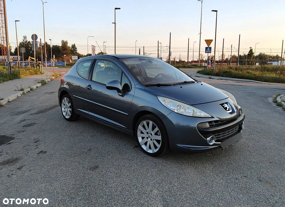 Peugeot 207 - 4