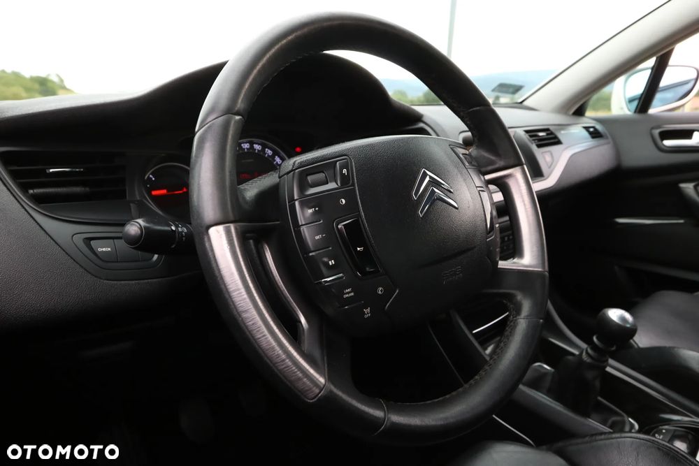 Citroën C5 2.0 HDi Exclusive - 29