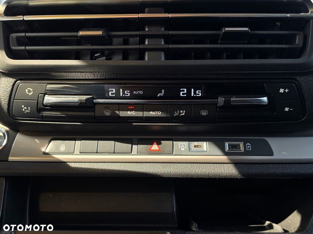Peugeot Traveller 2.0 BlueHDi Long Business EAT8 - 19