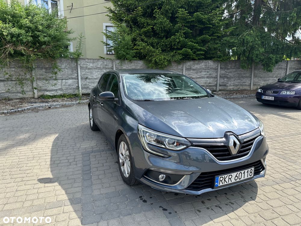 Renault Megane 2019 photo 2