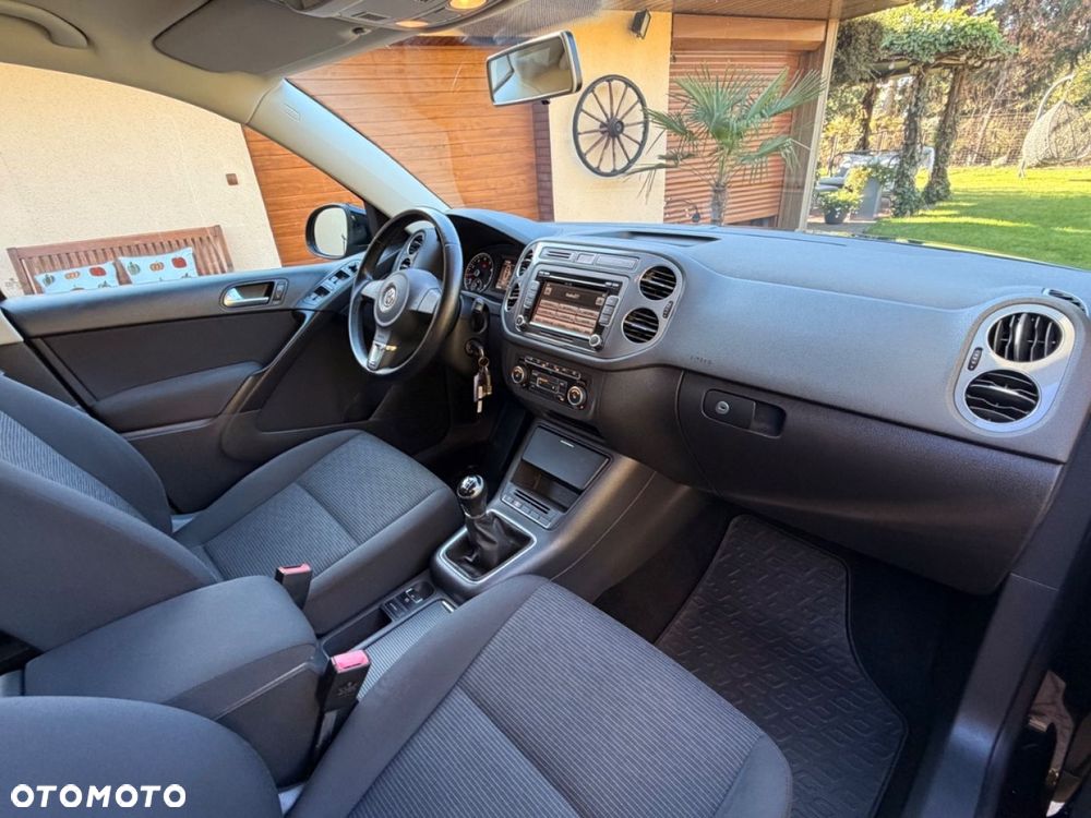 Volkswagen Tiguan - 22