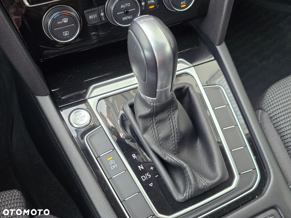 Volkswagen Arteon 2.0 TDI SCR Essence DSG - 32