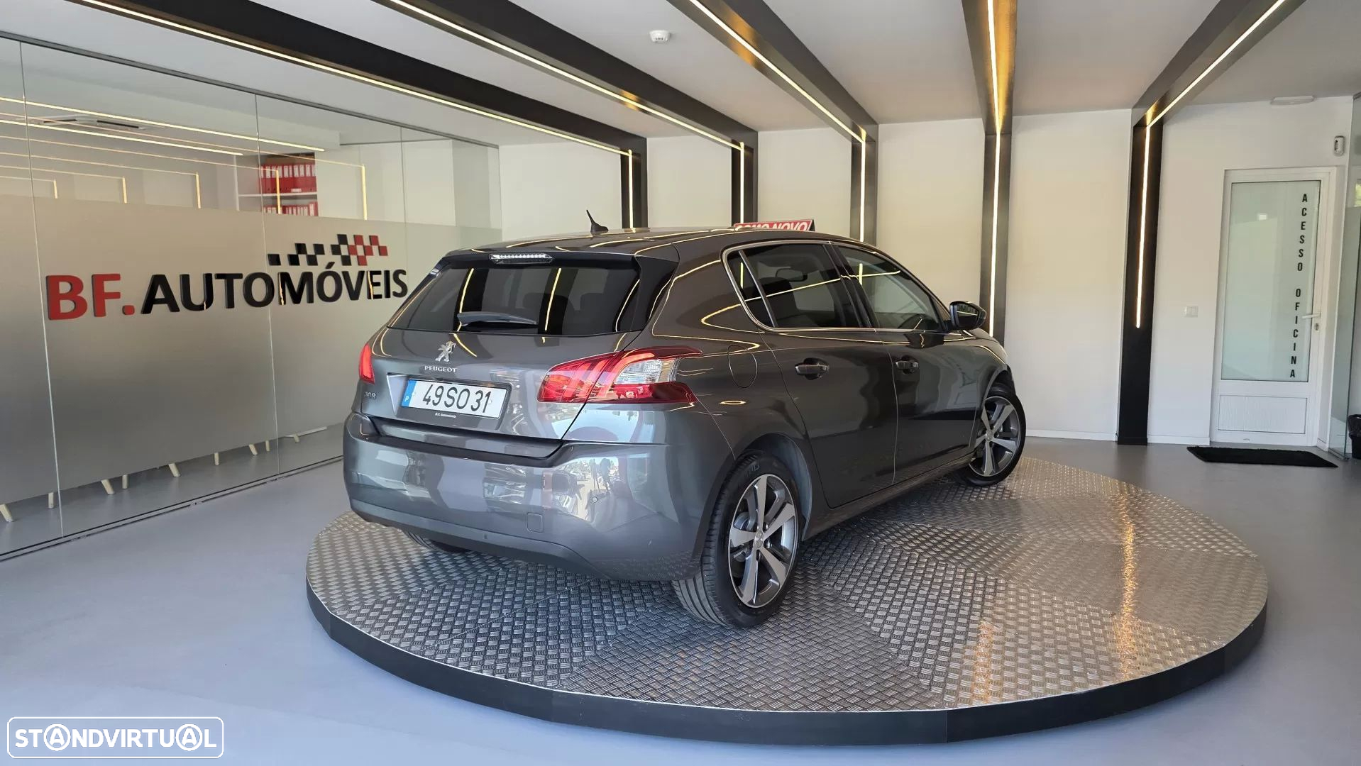 Peugeot 308 1.6 BlueHDi Allure J17 - 17