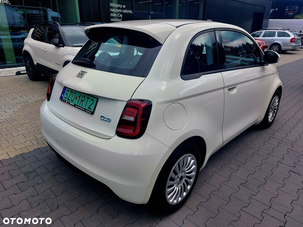 Fiat 500e - 8
