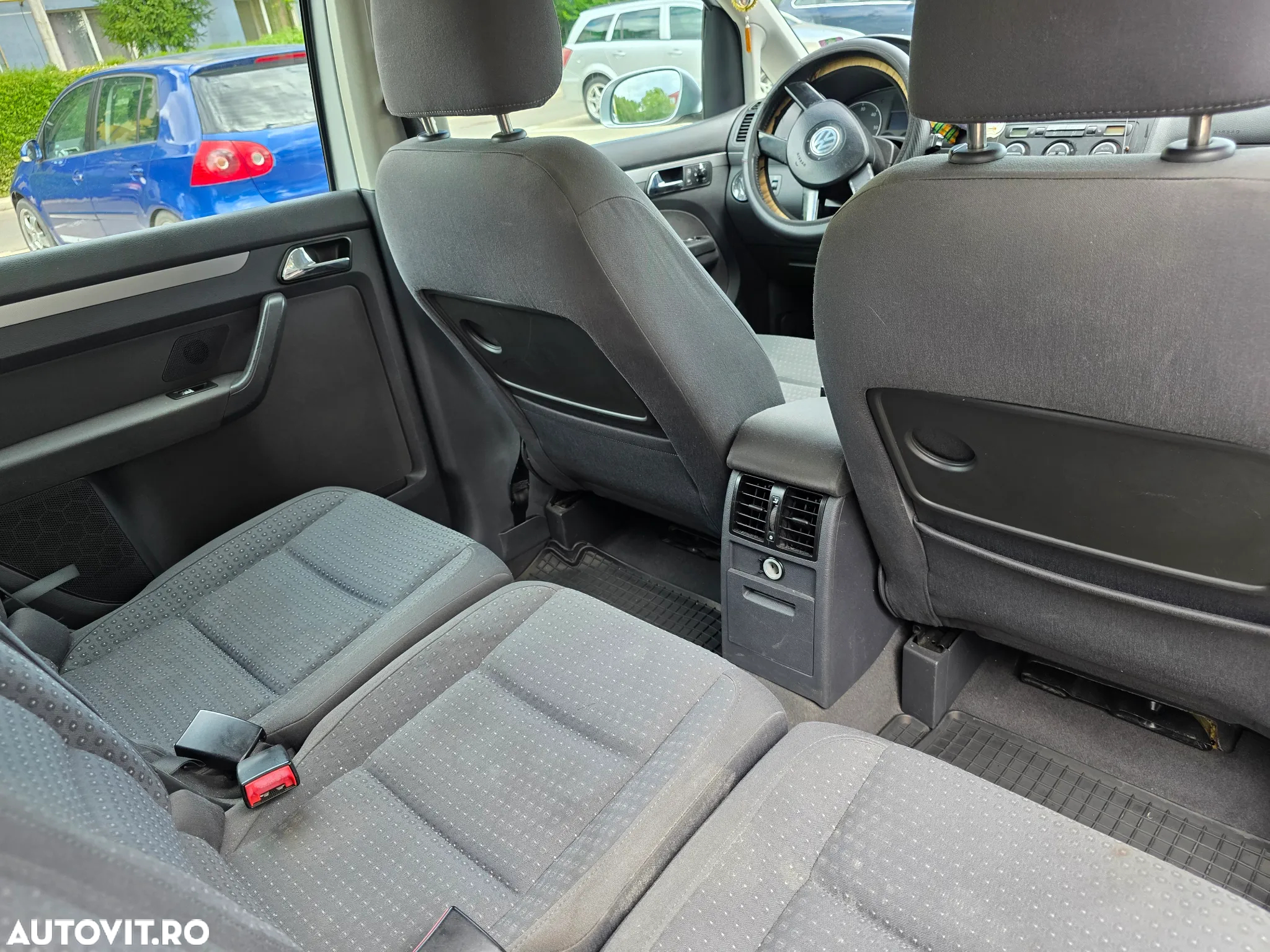 Volkswagen Touran 2.0TDI Trendline - 6