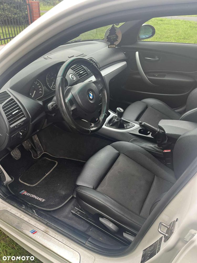 BMW Seria 1 116i - 13