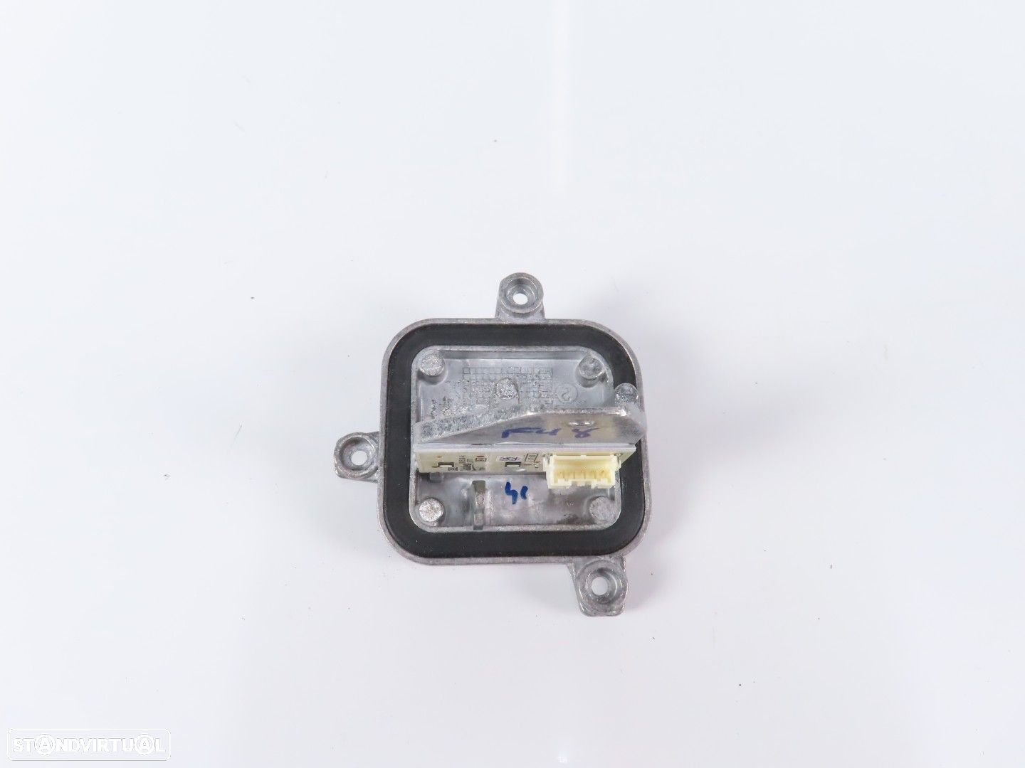 CENTRALINA LUZ CONDUÇÃO DIURNA Farol LED Esquerdo Usado / Original BMW X1 (F48)... - 2