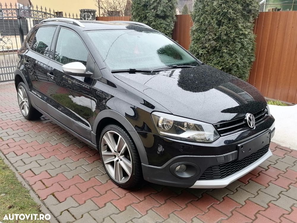 Volkswagen Polo 1.2 TSI Cross Urban White - 1