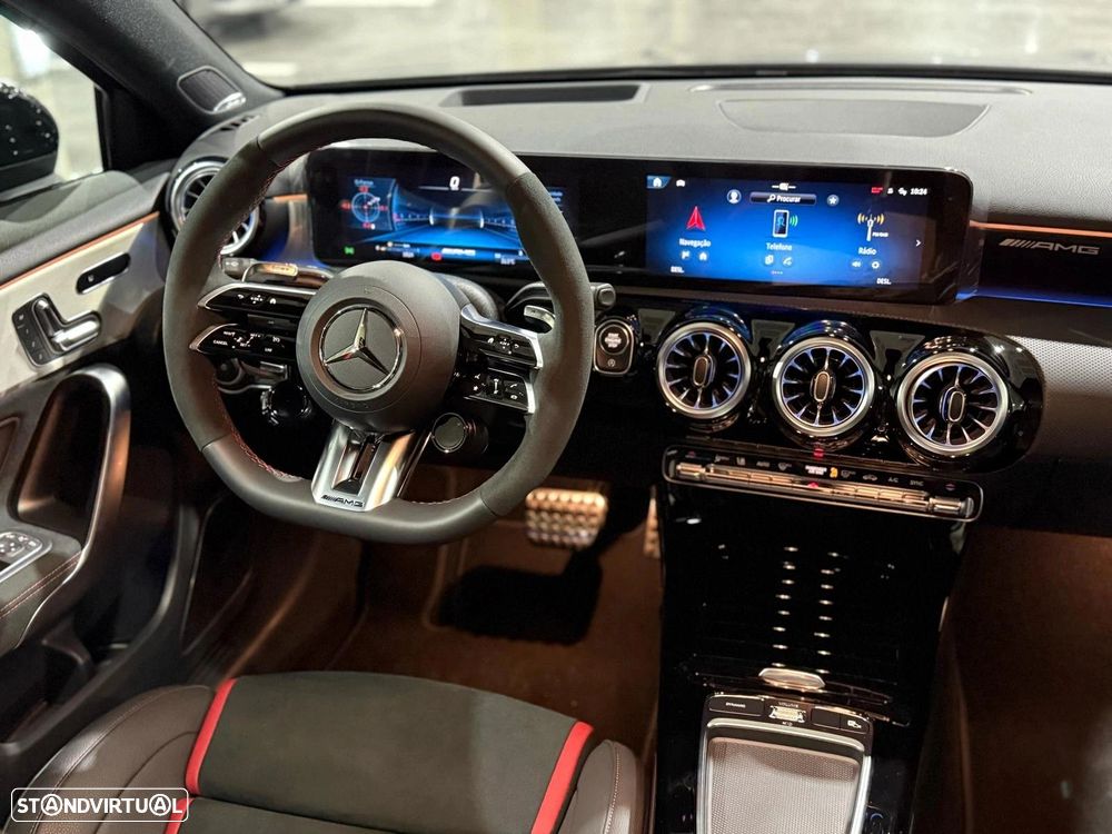 Mercedes-Benz A 45 AMG S 4Matic+ - 18