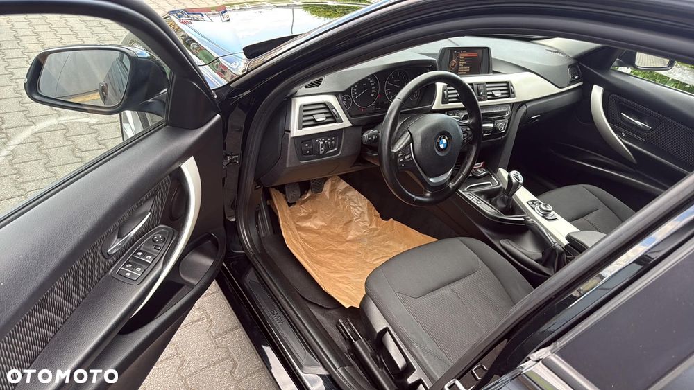 BMW Seria 3 318d Edition Luxury Line Purity - 10