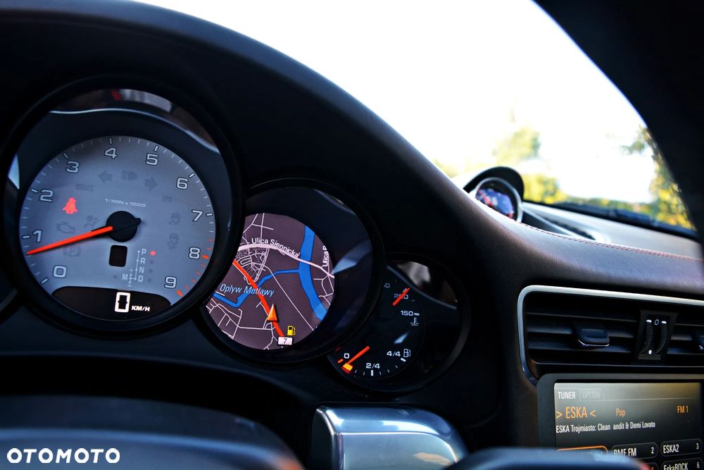 Porsche 911 Carrera S PDK - 23