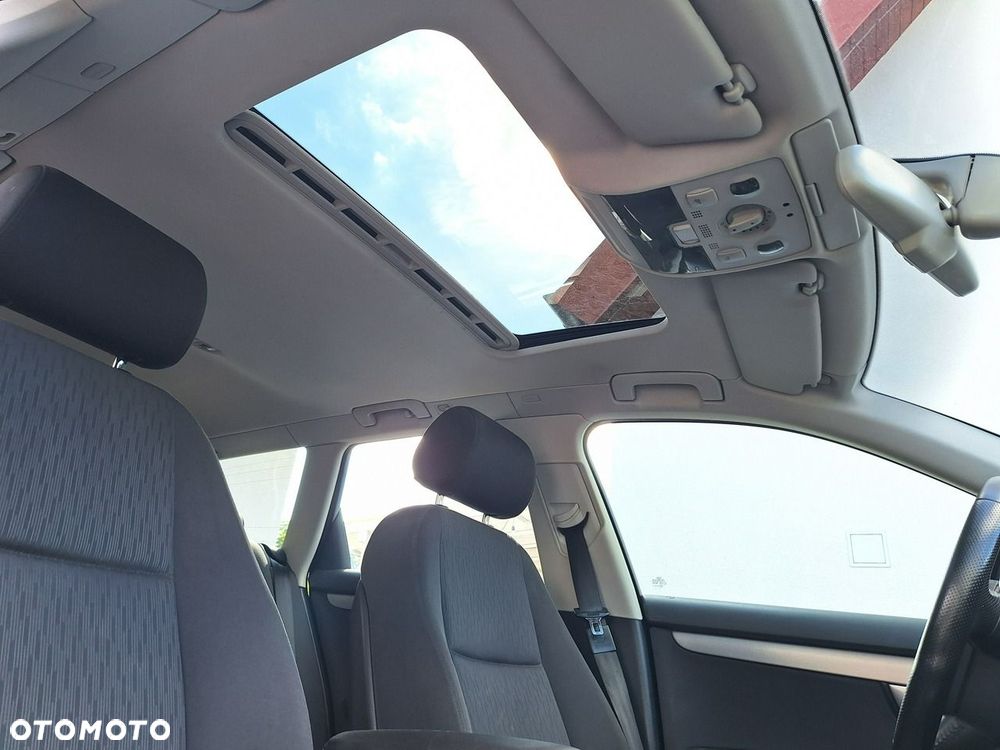 Audi A4 Avant - 8